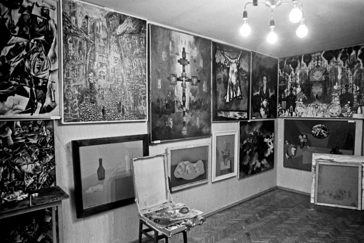 4. «Предварительные квартирные просмотры к Всесоюзной выставке» (1975)